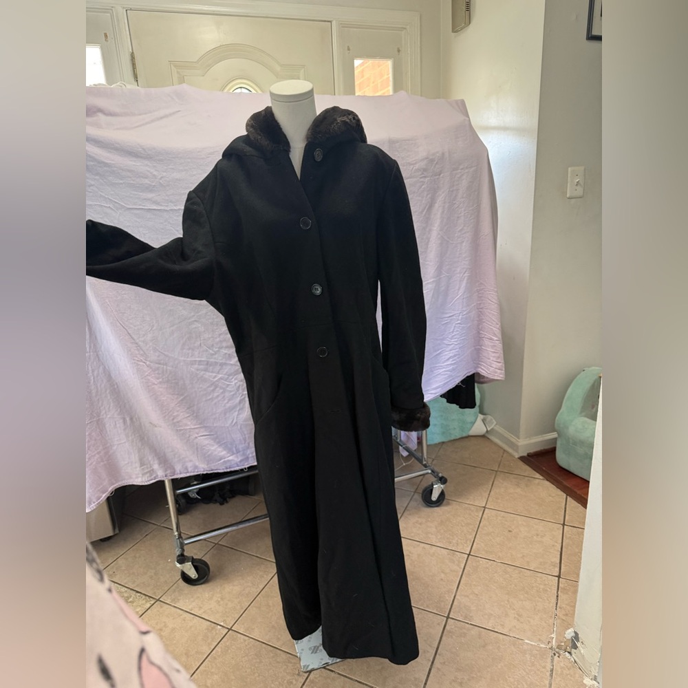 Liz Claiborne Black Trench Coat